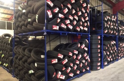 汽車(chē)配件與倉(cāng)儲(chǔ)貨架綜合展示解決方案 輪胎、輪轂及水果架的應(yīng)用